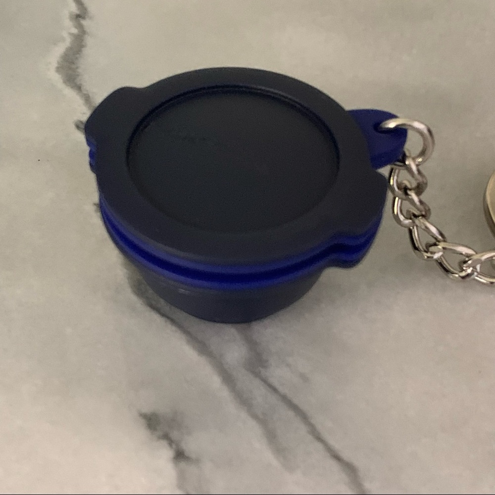 Tupperware Multicooker Keychain New - Picture 4 of 8